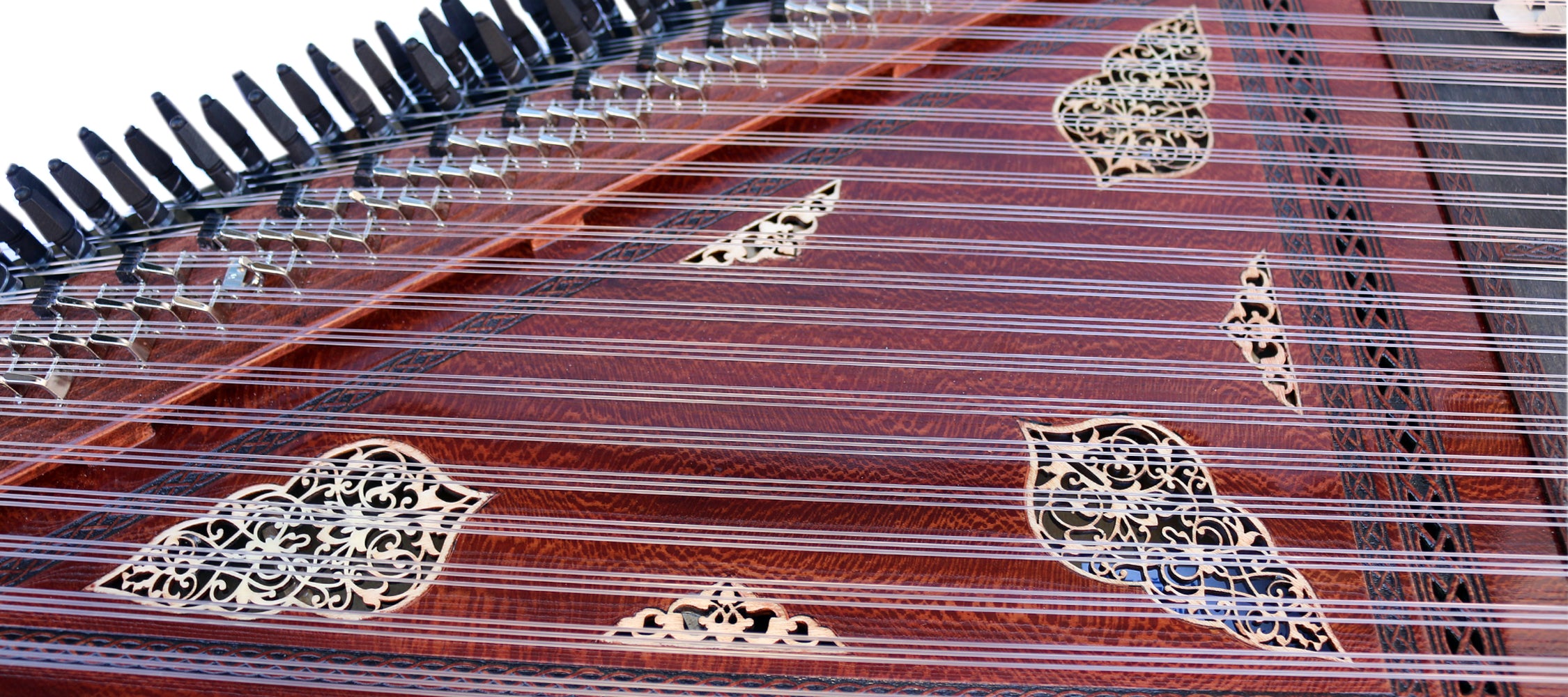 Professional Arabic qanun MKA-4 stringed instrument