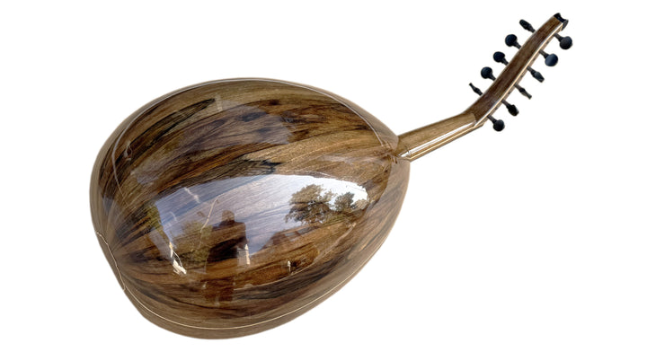 عود میراث 100 ساله از Miras Lute